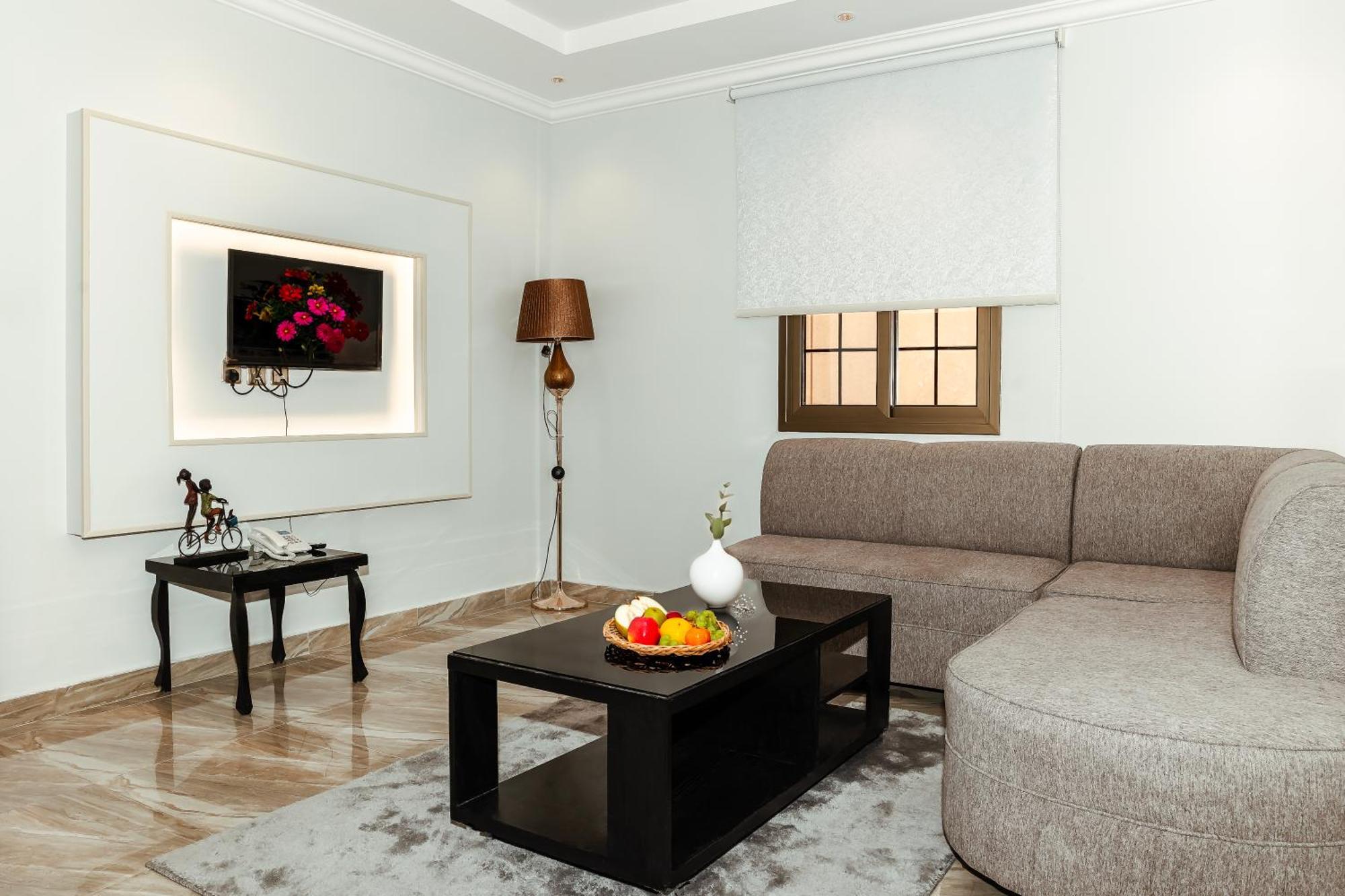 بروج السالمية للشقق المخدومة Brouj Al Salmiya Apartments Serviced Dammam Buitenkant foto